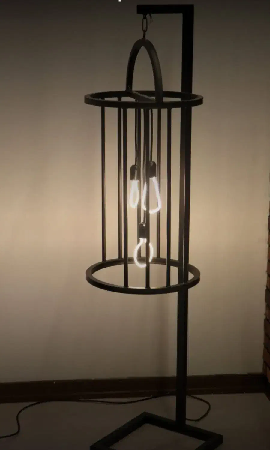 آباژور ایستاده شیک فروش بصورت عمده و تک فروشی|چراغ خواب و آباژور|تهران, لاله زار|دیوار