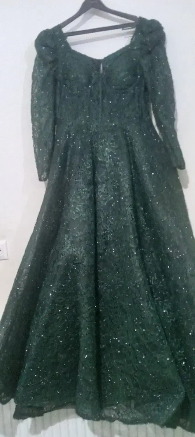 لباس نامزدی|لباس|بروجرد, |دیوار