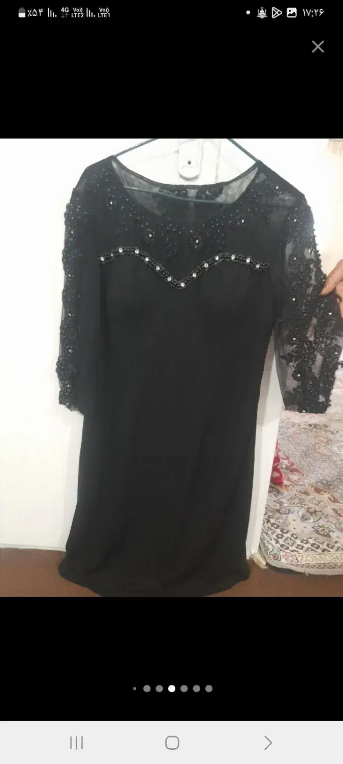 پیراهن|لباس|رباطکریم, رباطکریم|دیوار