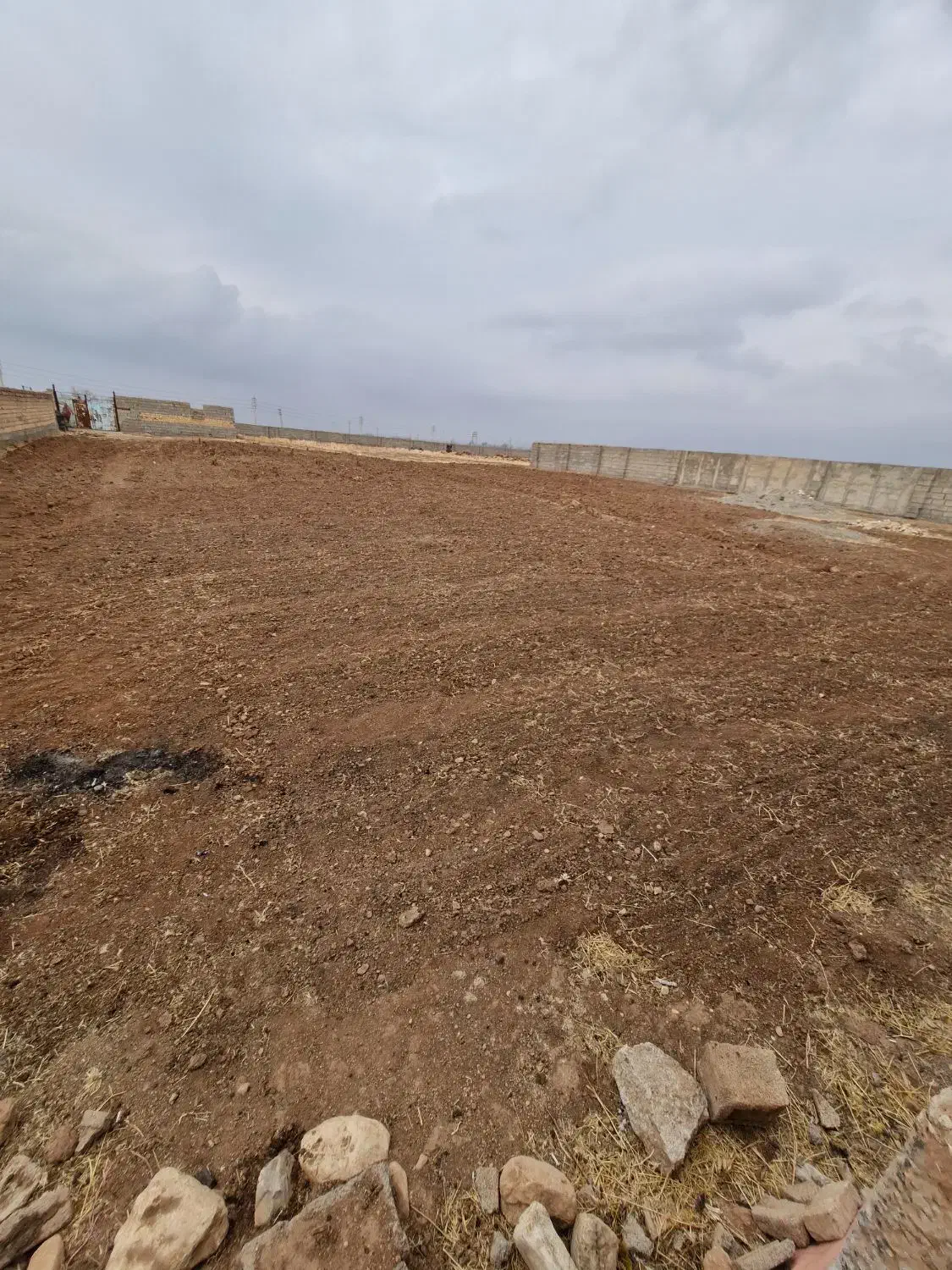 کشاورز و مسکونی|فروش زمین و ملک کلنگی|کوهدشت, |دیوار