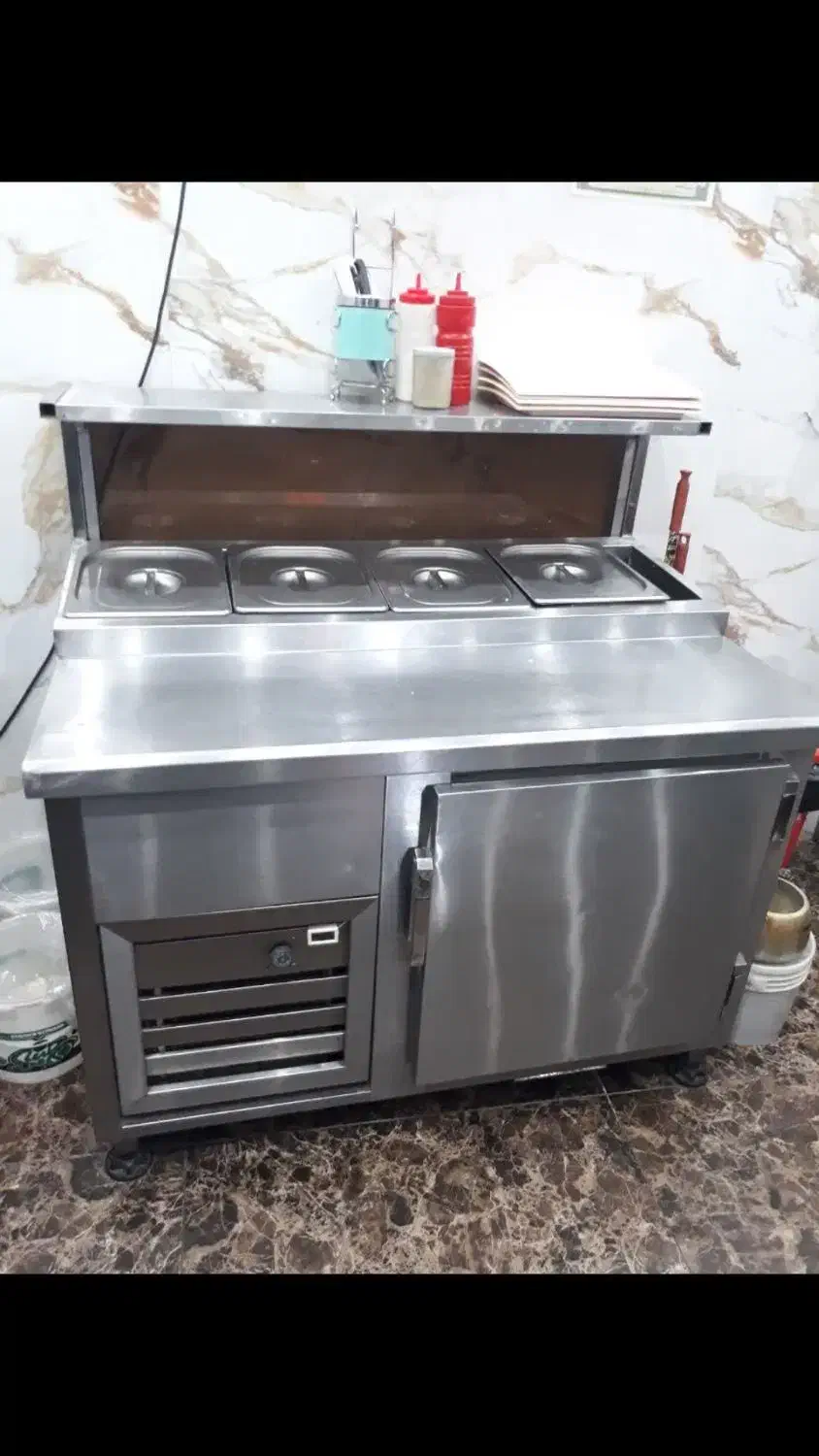 باسلام کلیه وسایل فست فود به فروش میرسد .|فروشگاه و مغازه|اصفهان, شهرک کاوه|دیوار