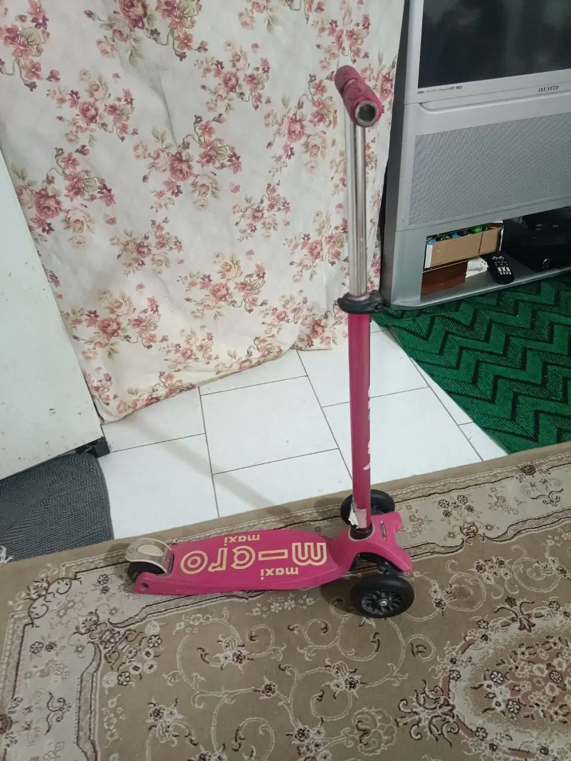 اسکوتر صورتی|دوچرخه، اسکیت، اسکوتر|تهران, گلاب دره|دیوار