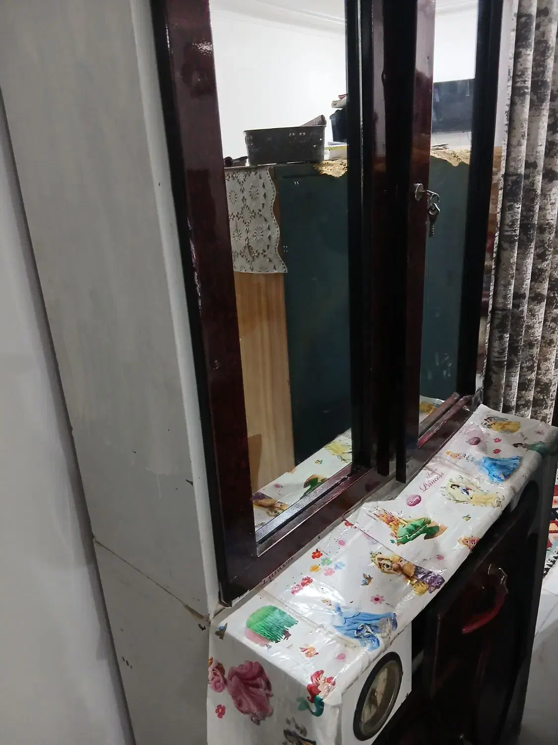 کمد فلزی|جاکفشی، کمد، دراور|جیرفت, |دیوار