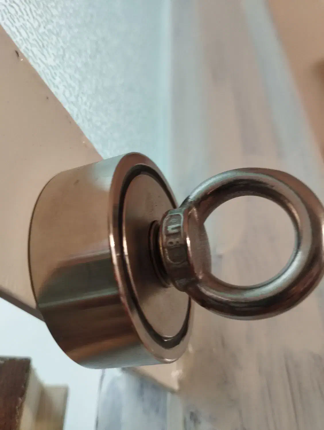 آهنربا ماهی گیری وکابینت ورق گالوانیزه|ماهیگیری|قم, پشت انبار نفت|دیوار