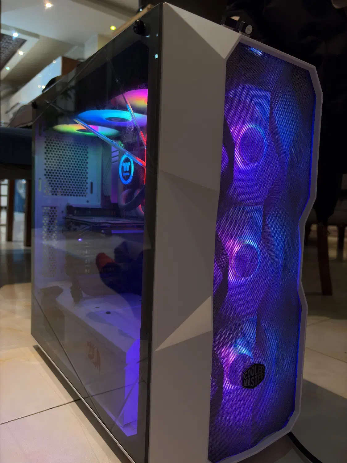 کامپیوتر pc برای گیمینگ و ادیت|رایانه رومیزی|اصفهان, آبشار|دیوار