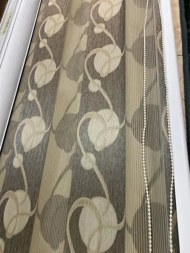 پرده کرکره ای زبرا|پرده، رانر، رومیزی|تهران, سلسبیل شمالی|دیوار