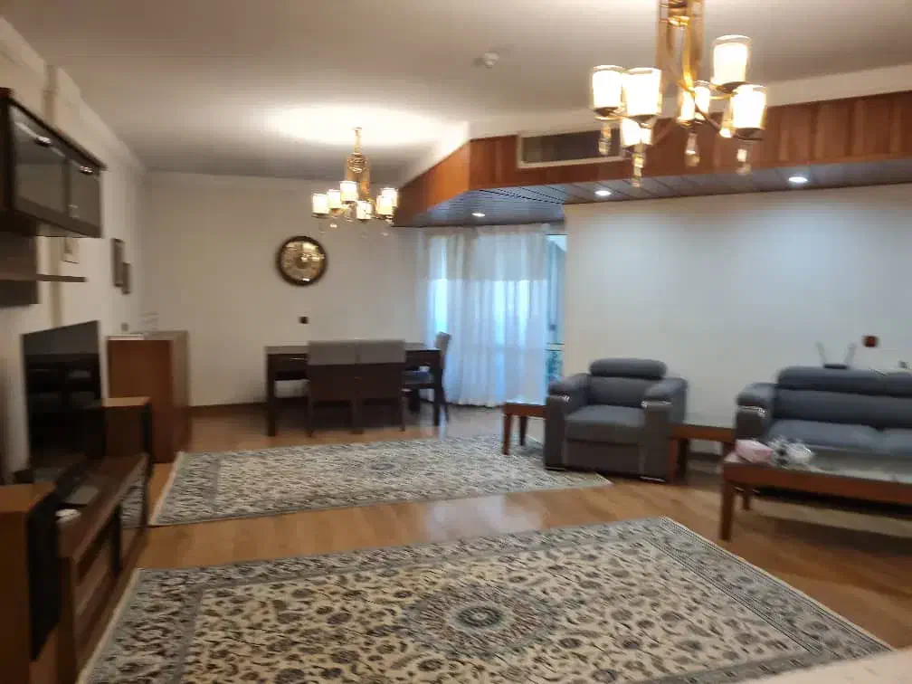 آپارتمان ۱۴۰ متری سه خواب در شهرک غرب|اجارهٔ آپارتمان|تهران, ایوانک|دیوار