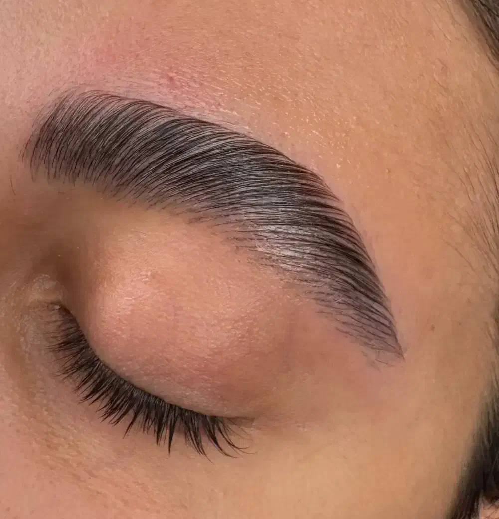 لیفت ابروکاشت مژه|خدمات آرایشگری و زیبایی|بندرعباس, |دیوار