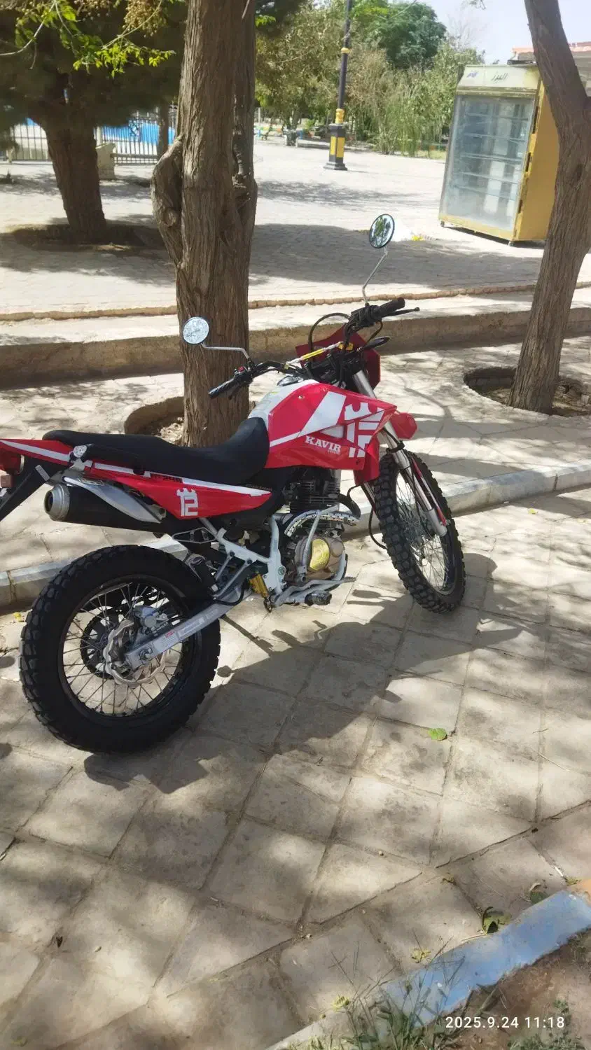 تریل 250مدل 1401|موتورسیکلت|گناباد, |دیوار