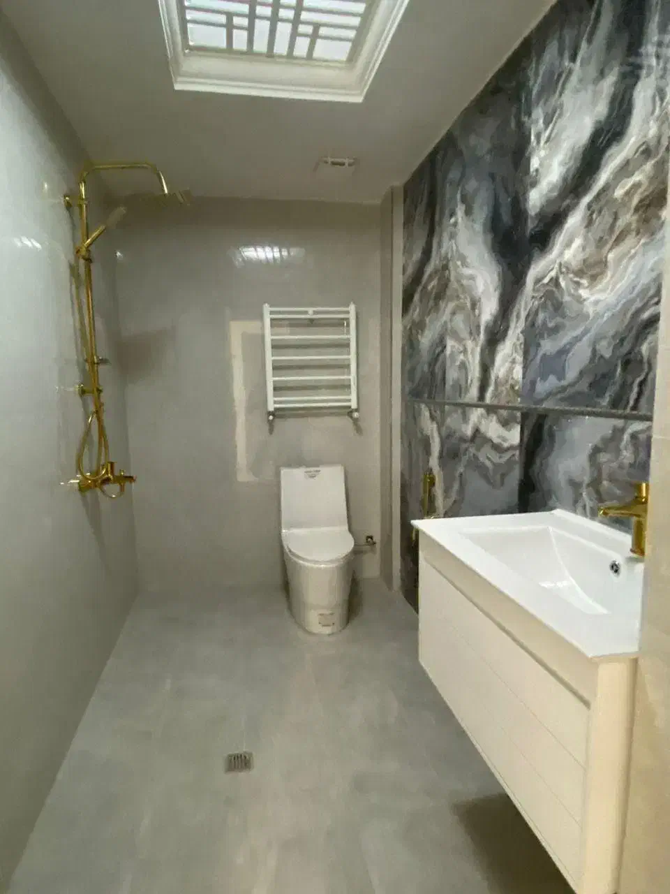 200 متر ویلایی 3 خواب فول بازسازی شهرک غرب