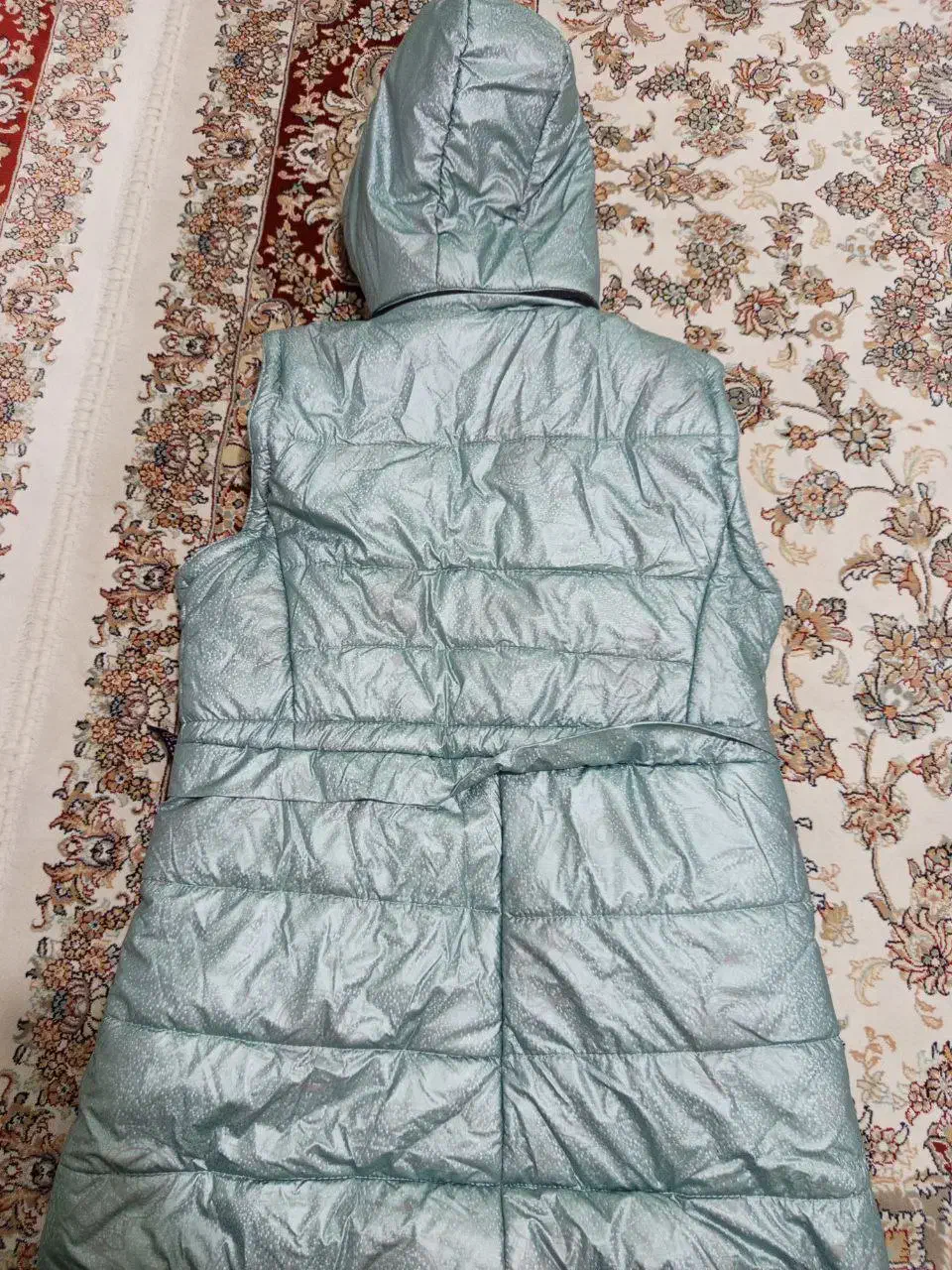 کابشن دخترانه|لباس|ماهدشت, |دیوار