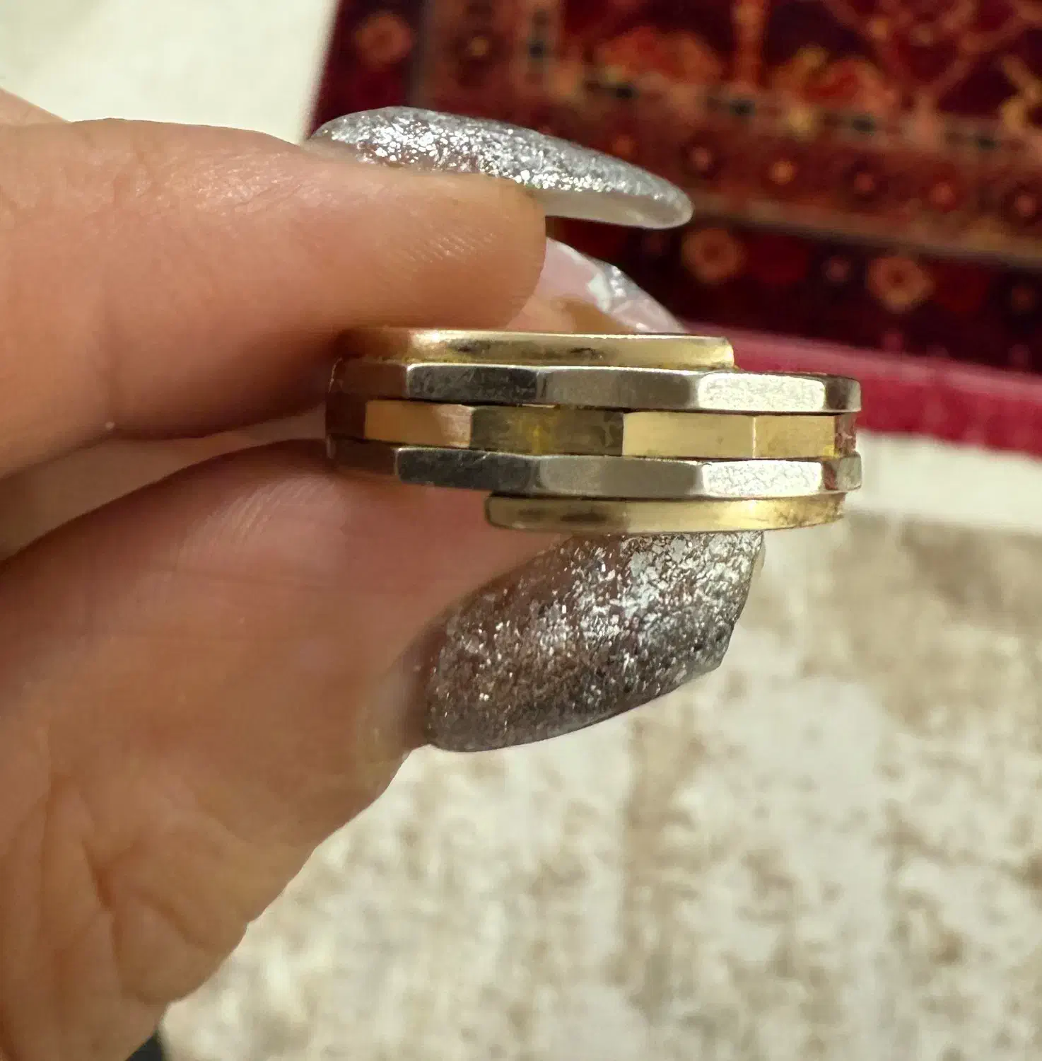 حلقه ازدواج گم شده|اشیا|همدان, |دیوار