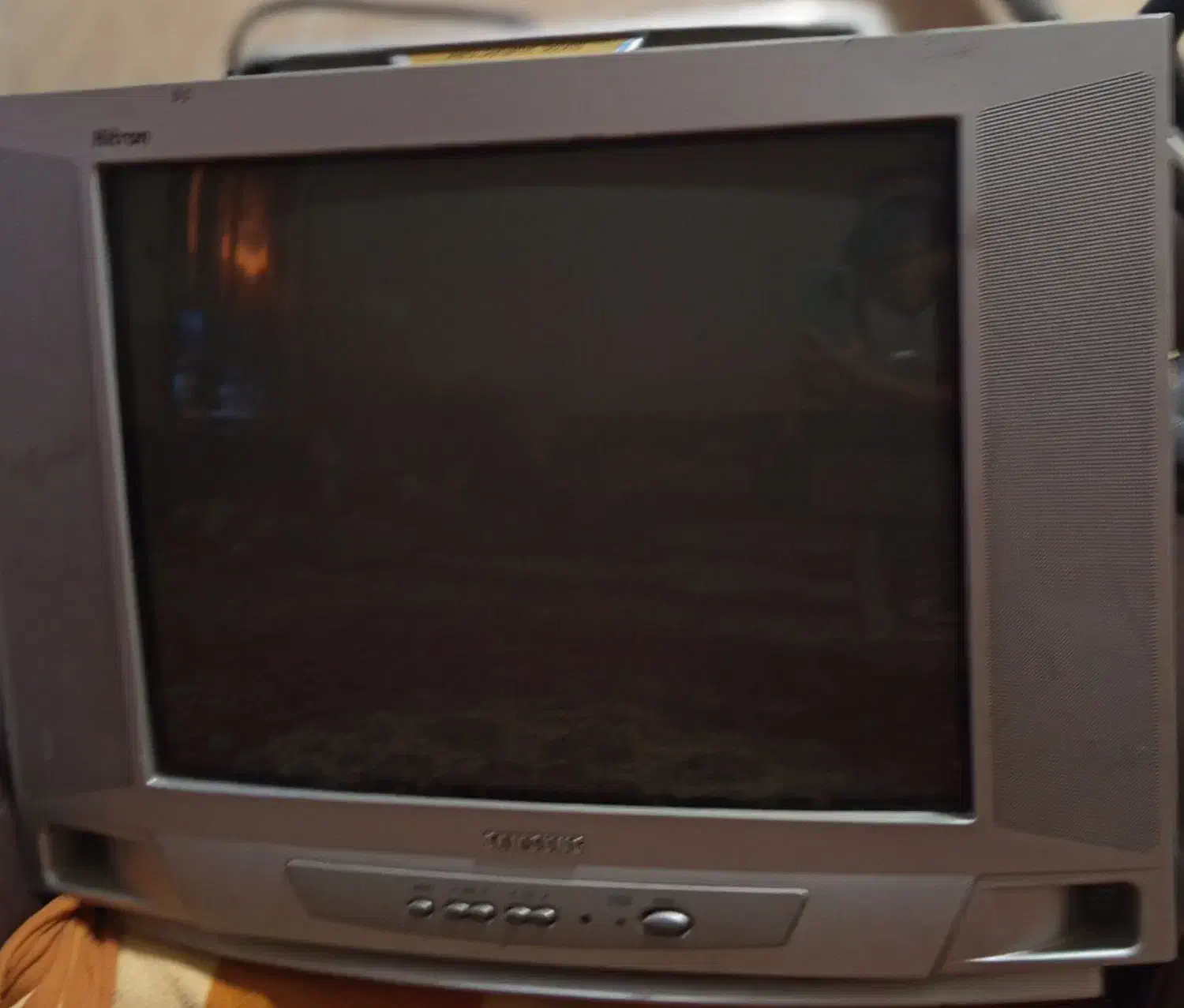 تلویزیون ۲۱اینج سالم قیمت22000000|تلویزیون و پروژکتور|بندر گناوه, |دیوار