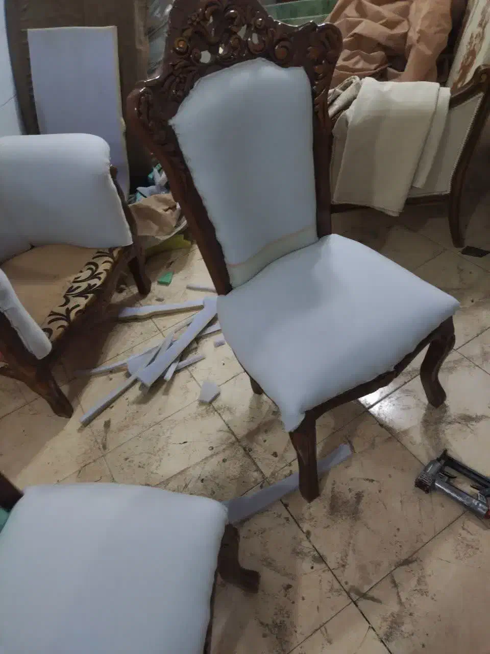 تولید و تعمیر انواع مبلمان|مبلمان خانگی و میز عسلی|سبزوار, هویزه|دیوار