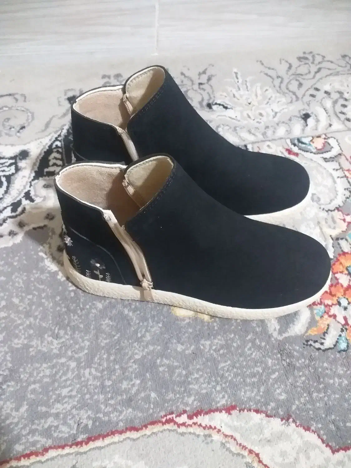 کفش|کیف، کفش، کمربند|مشهد, سرافرازان|دیوار