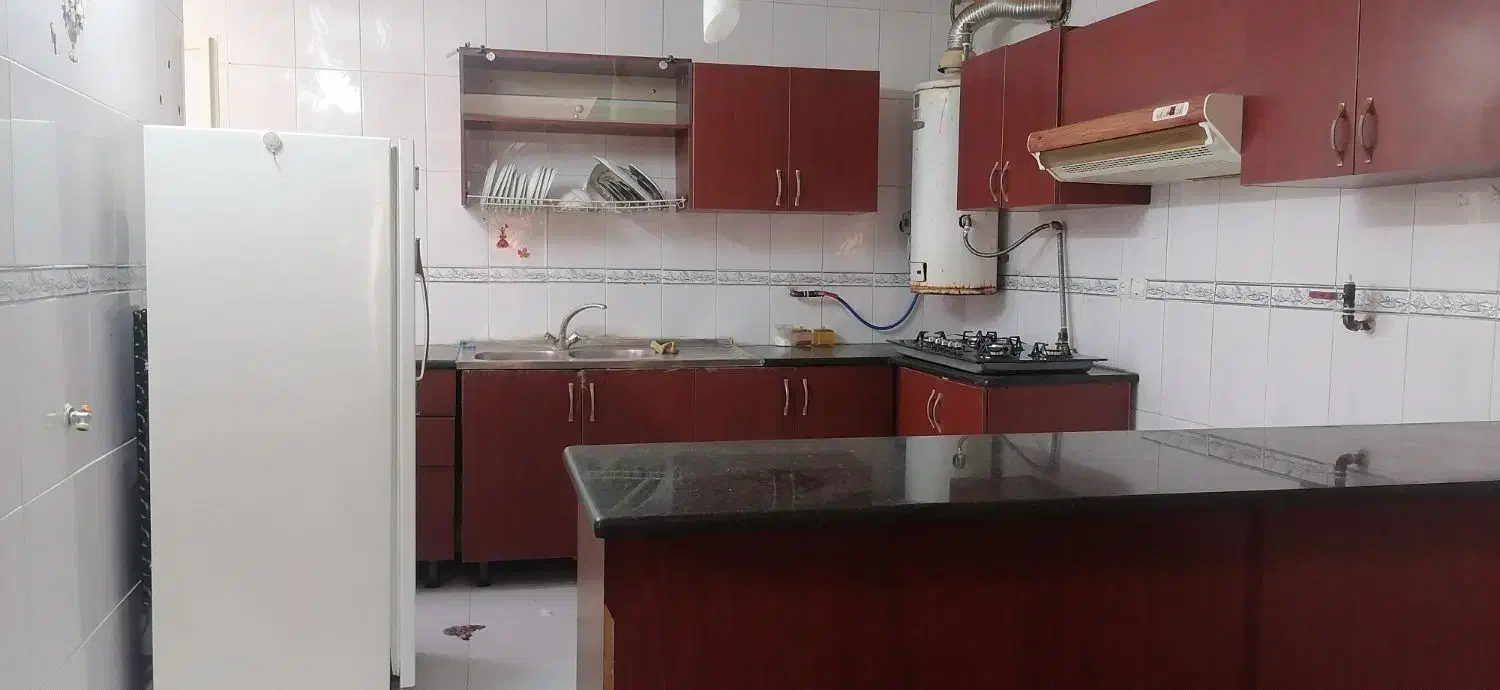 اجاره روزانه منزل دو خوابه|اجارهٔ کوتاهمدت آپارتمان و سوئیت|شیراز, درکی|دیوار