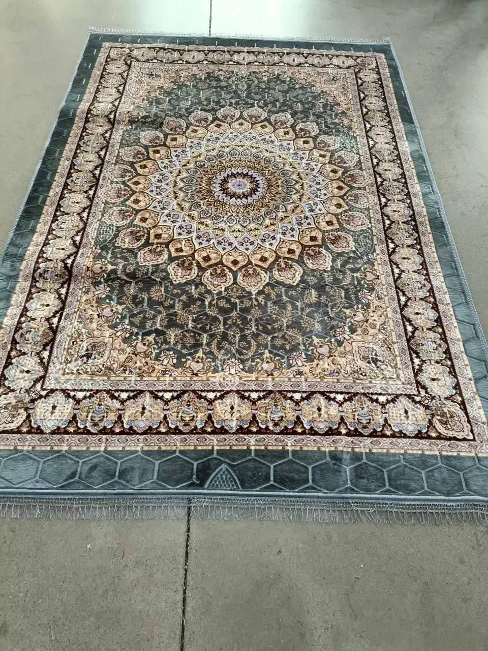پتو فرش 6 متری و 9 متری قسطی|فرش|ایرانشهر, |دیوار