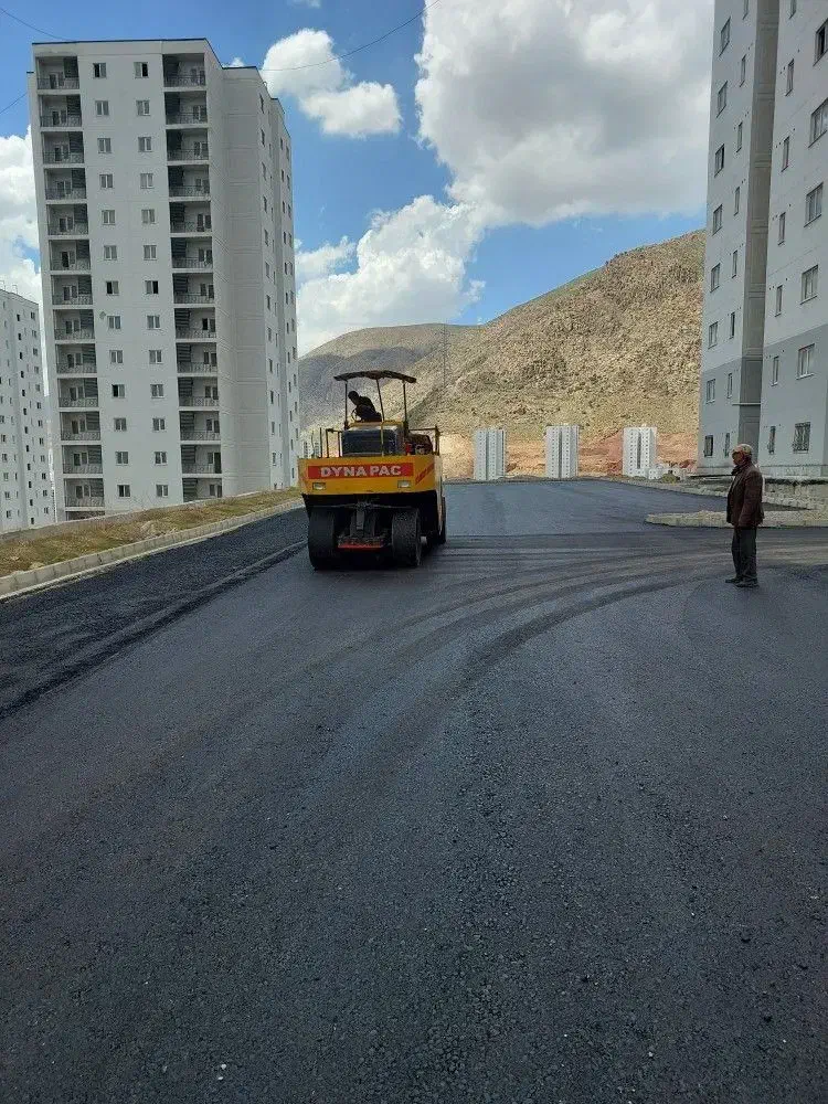 قیر گونی ایزوگام و آسفالت زیری سازی جدول|خدمات پیشه و مهارت|اسلامشهر, شهرک واوان|دیوار