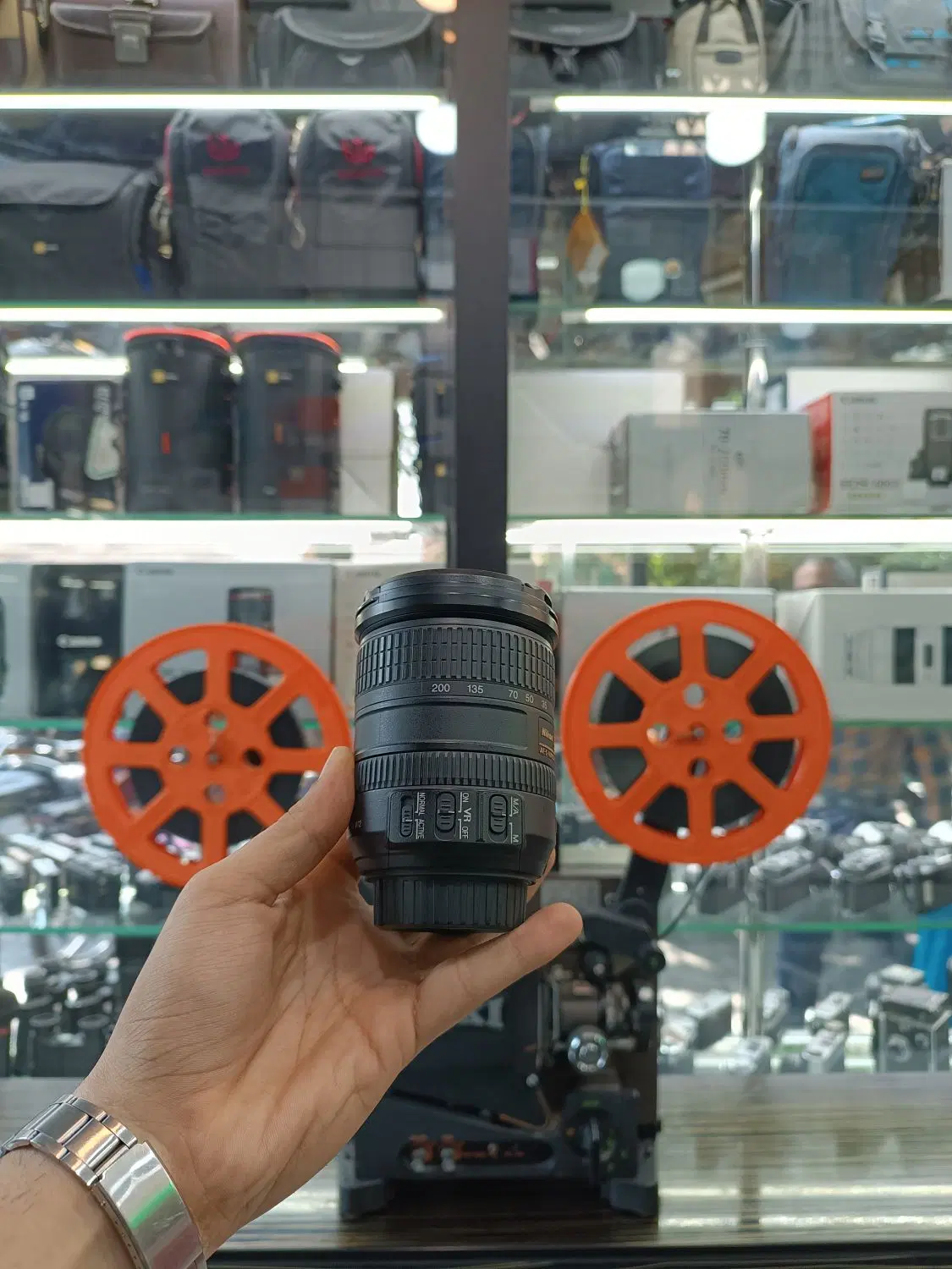 Nikon 18-200 VR G|دوربین عکاسی و فیلم‌برداری|تهران, پامنار|دیوار