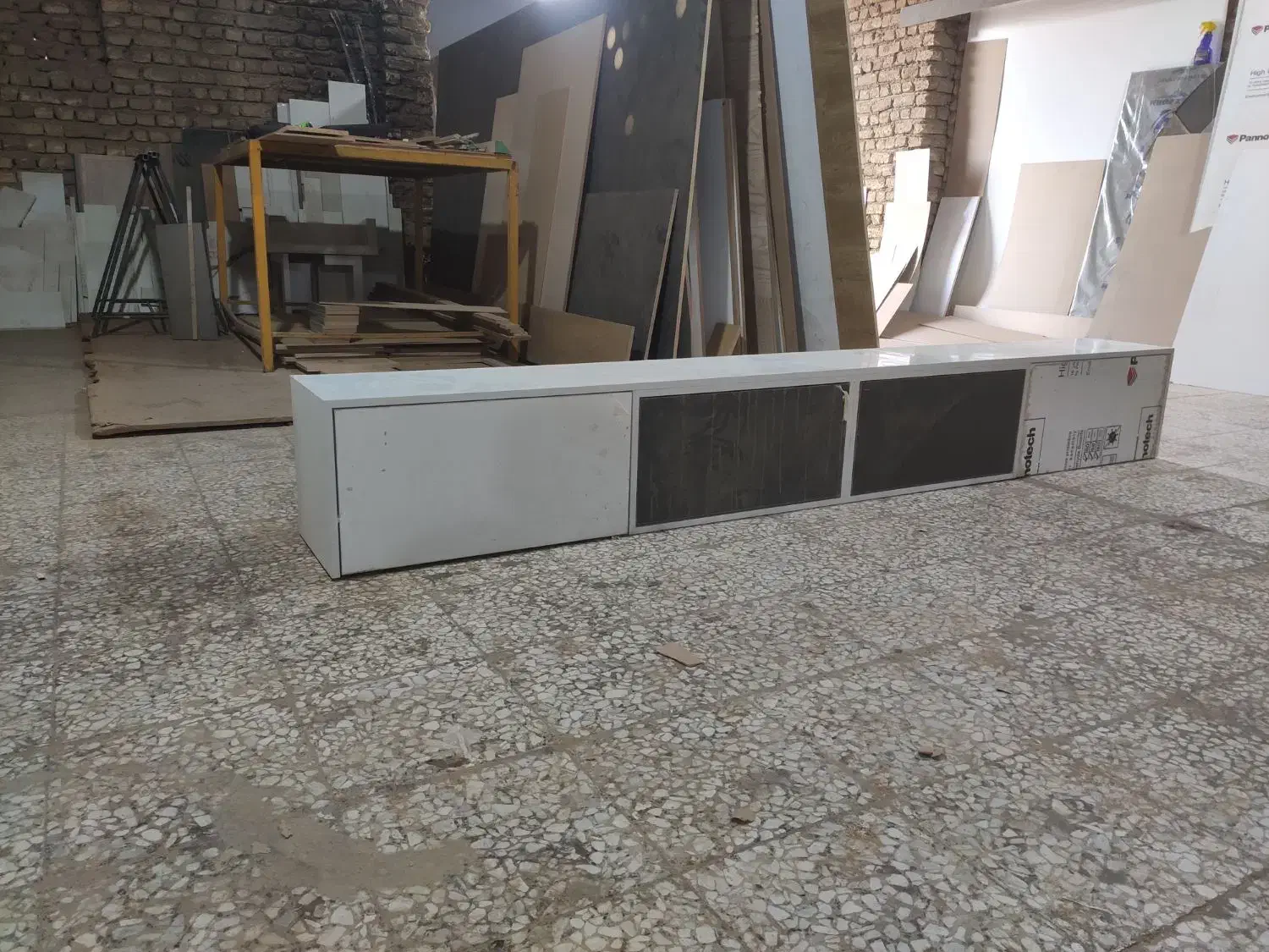 میز تلویزیون تمام های گلاس نو|میز تلویزیون|اصفهان, طاحونه|دیوار