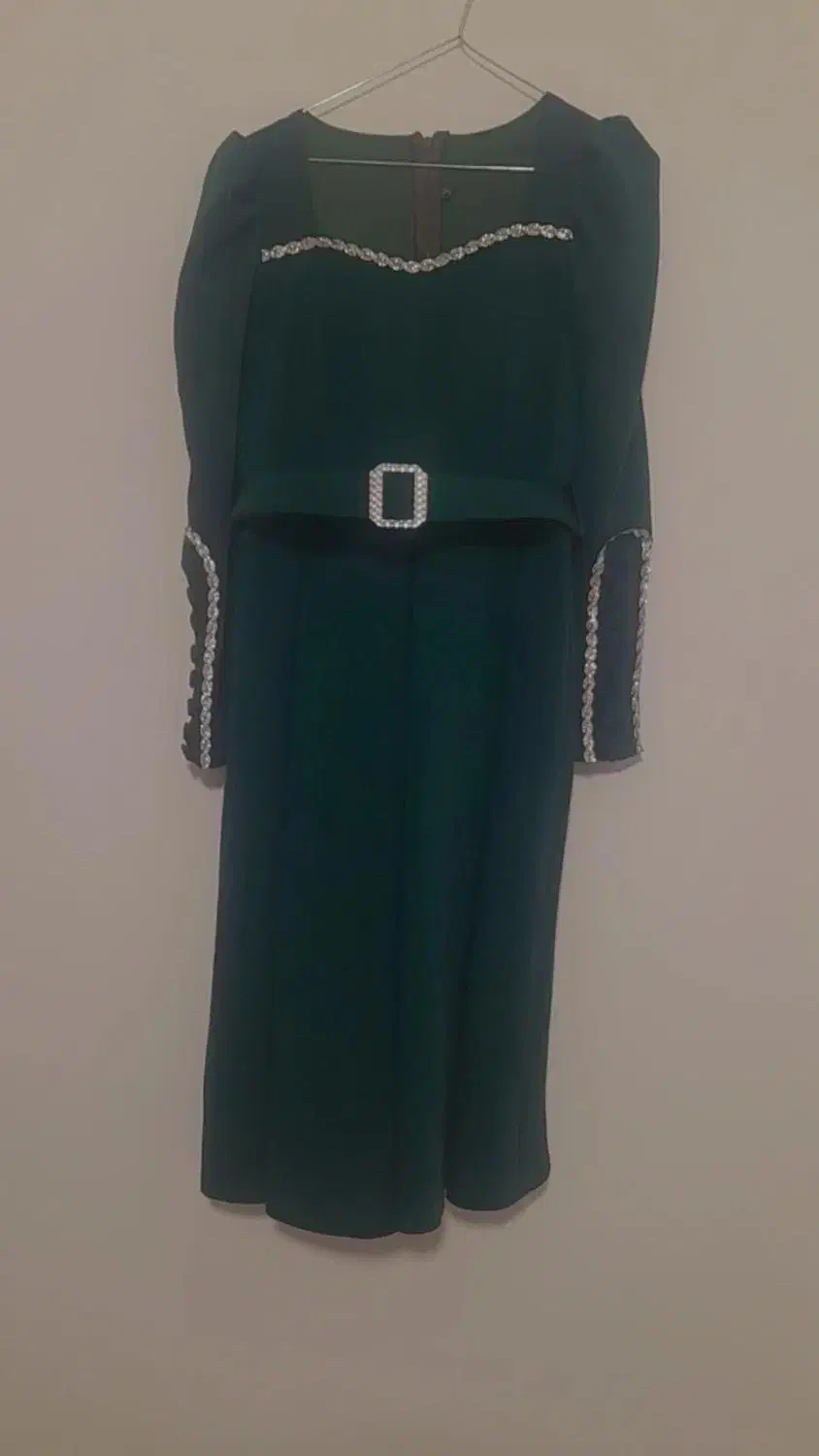 لباس مجلس|لباس|شیروان (خراسان), |دیوار