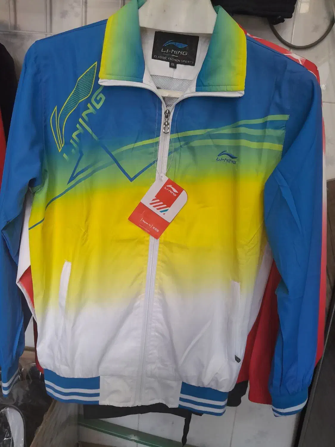 ست ورزشی جنس اعلا خارجی باقیمت مناسب|لباس|شیراز, قدوسی شرقی|دیوار