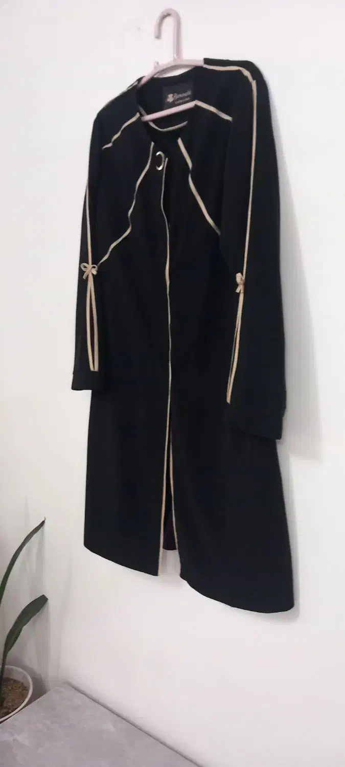 مانتو|لباس|ایجرود, |دیوار