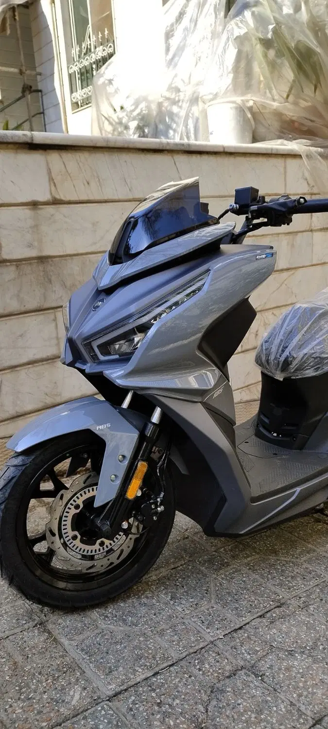 لاکی Evo 185 لوکی sym اسوایام ۱۸۵ اسکوتر|موتورسیکلت|تهران, عباسآباد|دیوار