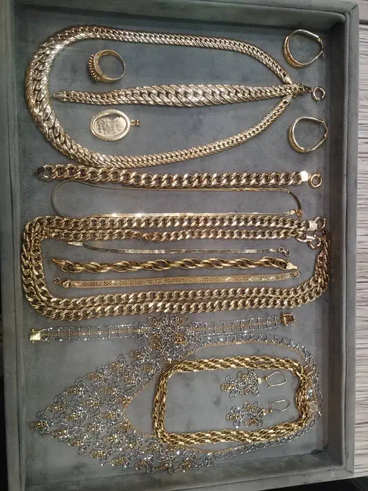 خرید و فروش طلابه نرخ تابلو بافاکتور معتبر و۲٪سود|جواهرات|تهران, خواجه نظام الملک|دیوار