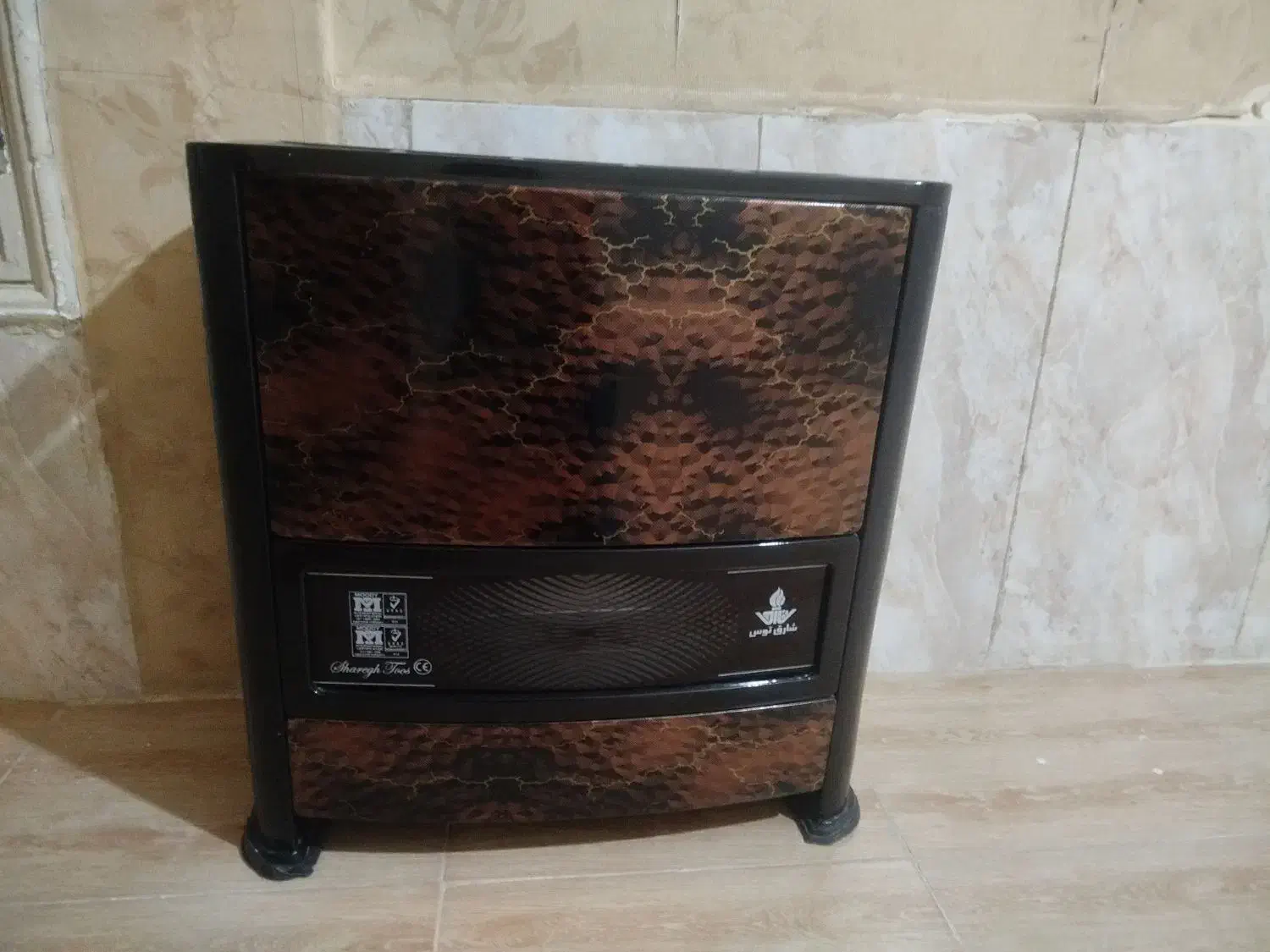 کاملا سالم هست بدون هیچ خرابی|بخاری، هیتر، شومینه|پاکدشت, حصار امیر|دیوار