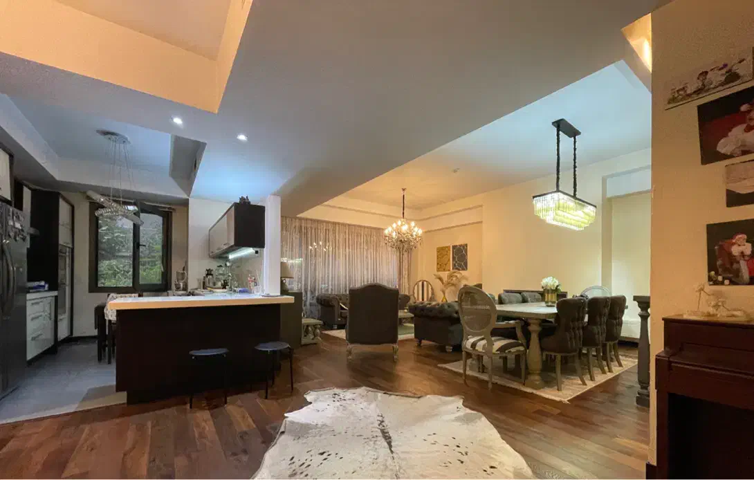 ۲۰۵متر۲پارکینگ/۲بالکن/استخر فعال/لابی من/تبدیل