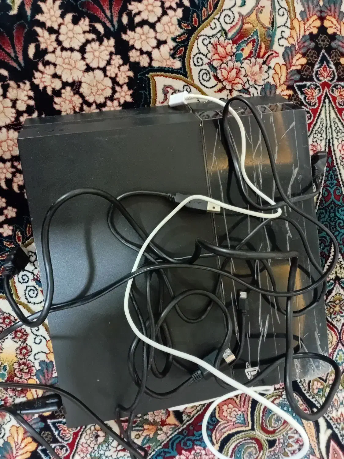 PS4 اکانتی با دو تا دسته اورجینال و کابل ها|کنسول، بازی ویدئویی و آنلاین|پاکدشت, پاکدشت (مامازند)|دیوار