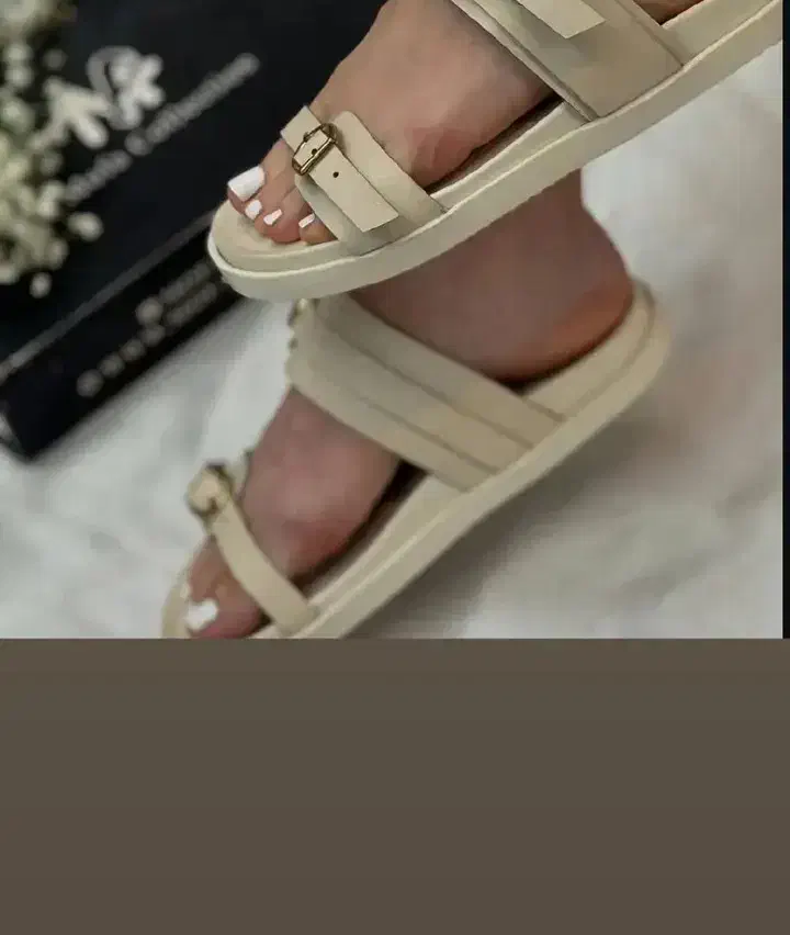 صندل|کیف، کفش، کمربند|چرام, |دیوار