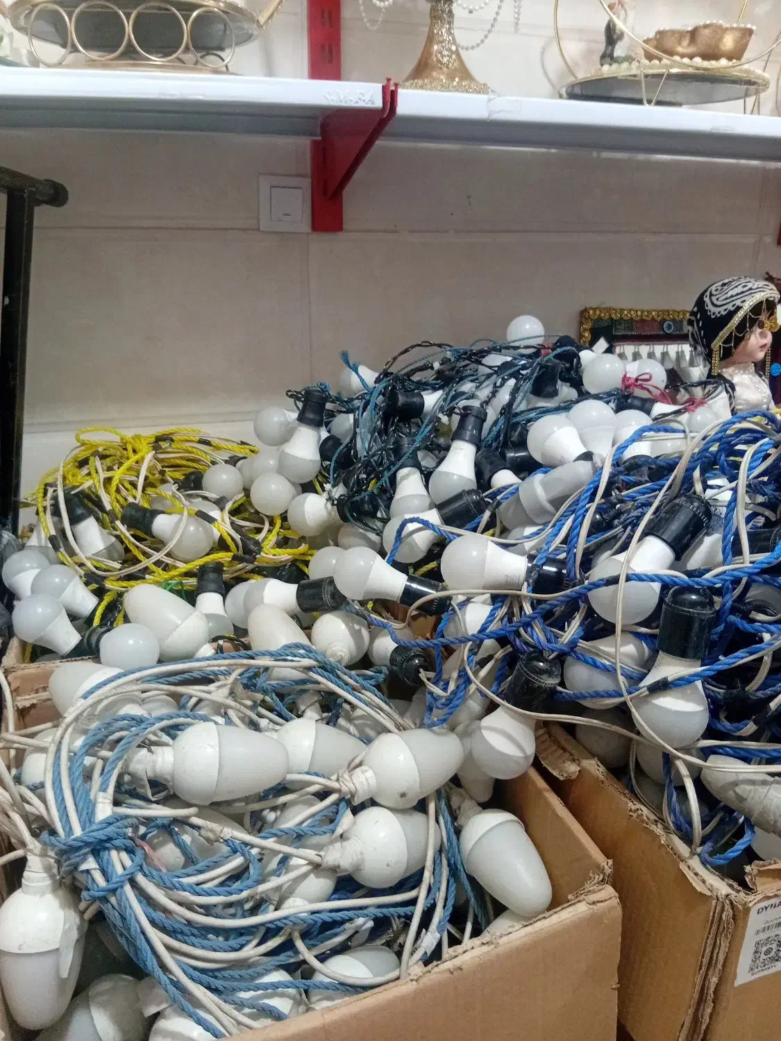 اجاره باندفلشخور ریسه یا لامپ سفید گروه موسیقی|خدمات پذیرایی، مراسم|بروجرد, |دیوار