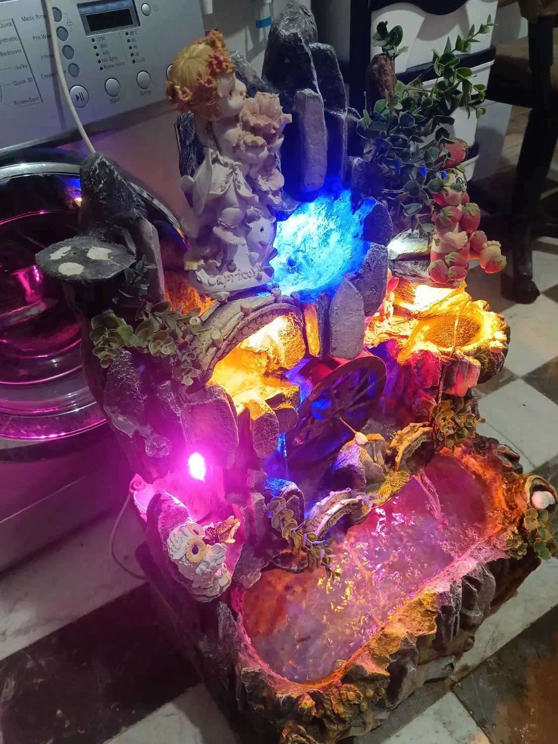 آبنما شیک وکنترل دار خیلی زیبا|مجسمه، تندیس، ماکت|کرج, شهرک ظفر|دیوار