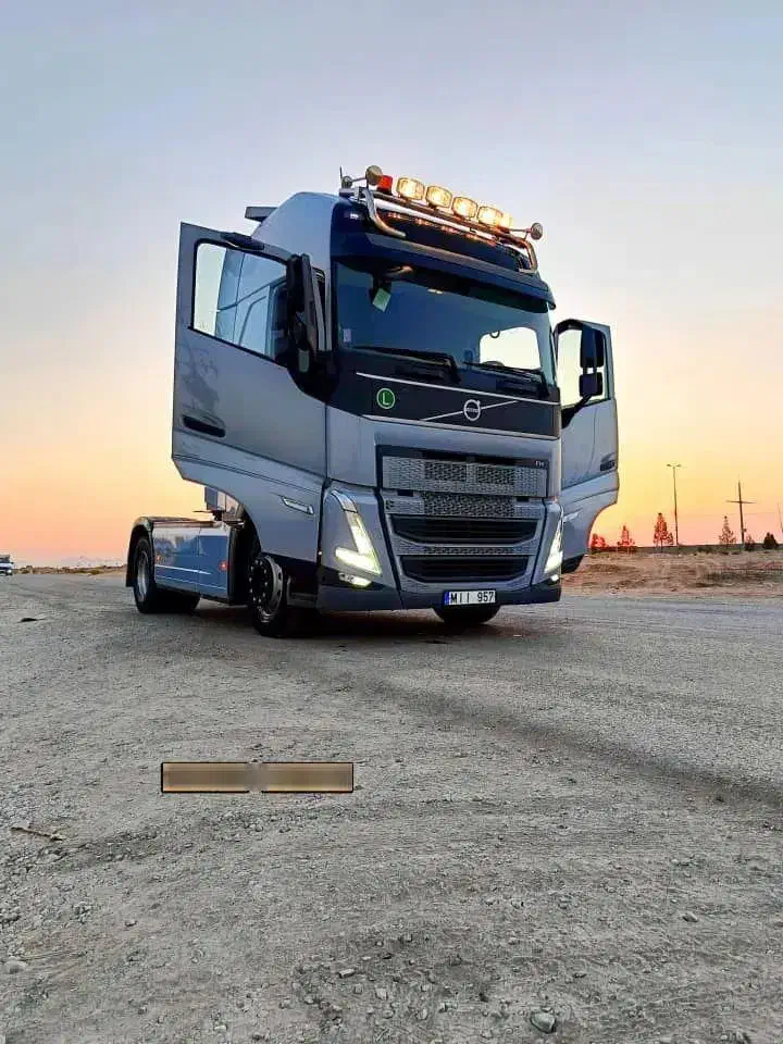 اف اچ 500 سه خط 2022 یورو 6|خودرو سنگین|اصفهان, شهرک صنعتی امیرکبیر (شاپور جدید)|دیوار