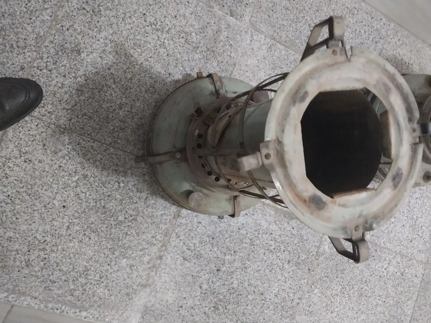 علاالدین قدیمی|کلکسیون اشیاء عتیقه|تهران, دستغیب|دیوار