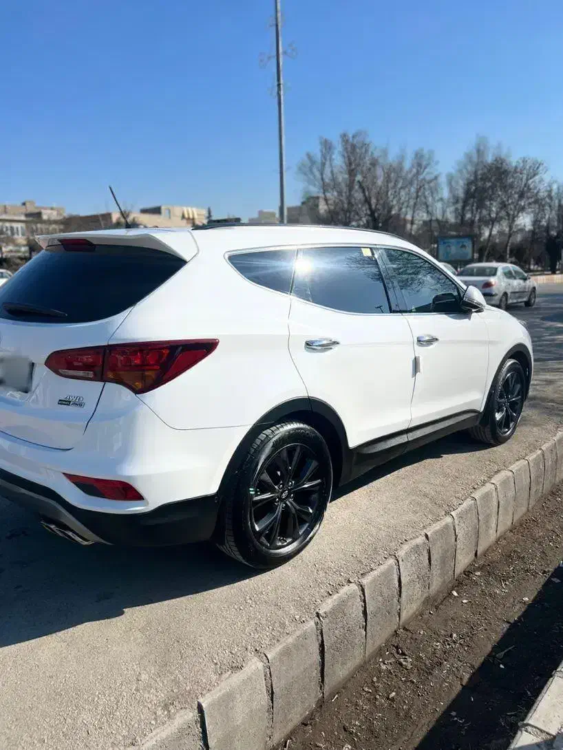 سانتافه 2016 موتورGDi درحد صفر خشک|خودرو سواری و وانت|اردبیل, |دیوار