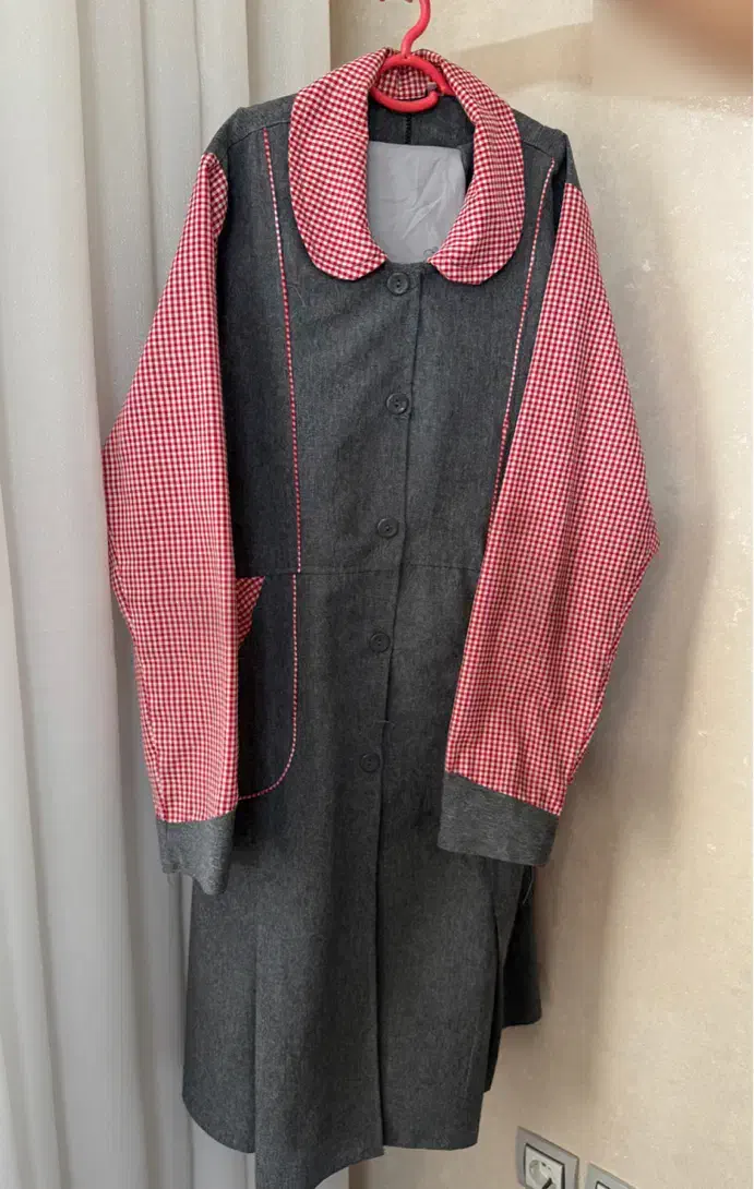 حراج دو عدد فرم مدرسه دخترانه سالم زیر قیمت|لباس|شیراز, شهرک سراج‎|دیوار