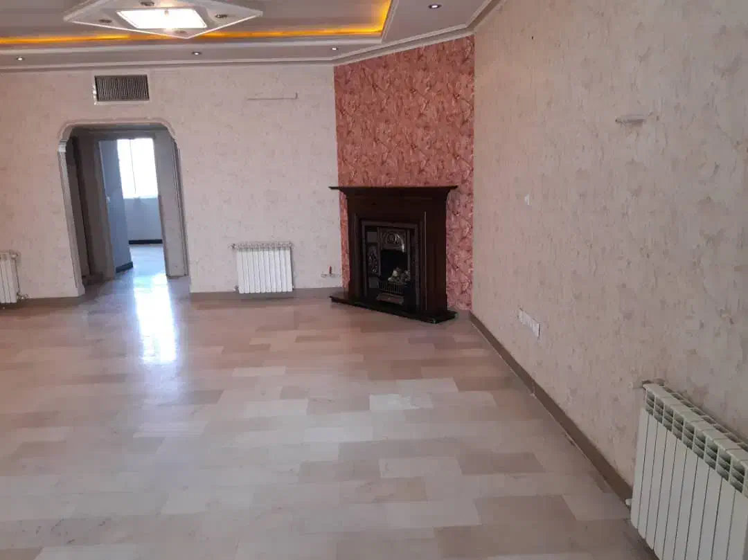 اجاره ۱۳۰ متری/شخصی ساز/تک واحدی/شهرک راه آهن