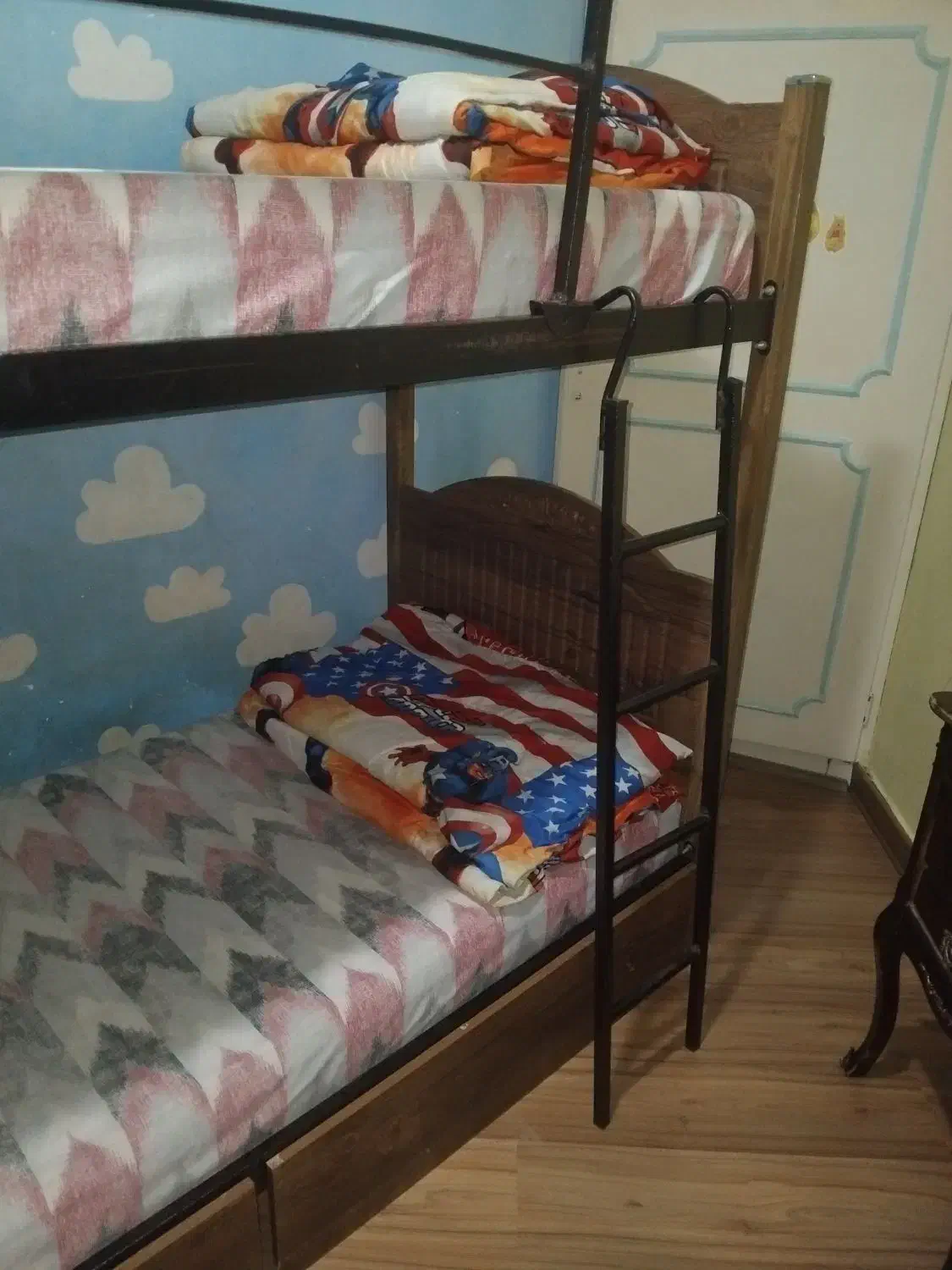 تخت  ۲ طبقه|تخت و سرویس خواب|رشت, یخسازی|دیوار