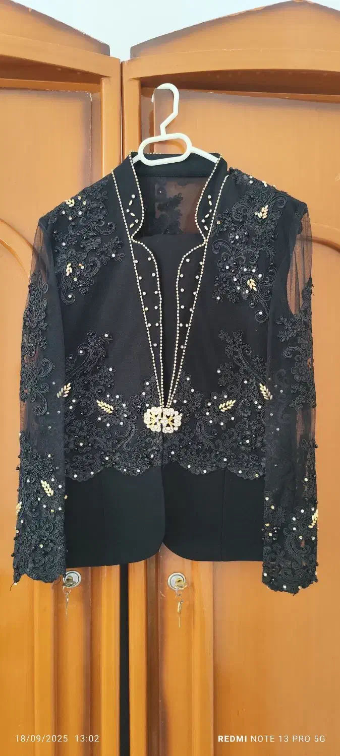 لباس مجلسی|لباس|شاهینشهر, خانه کارگر|دیوار