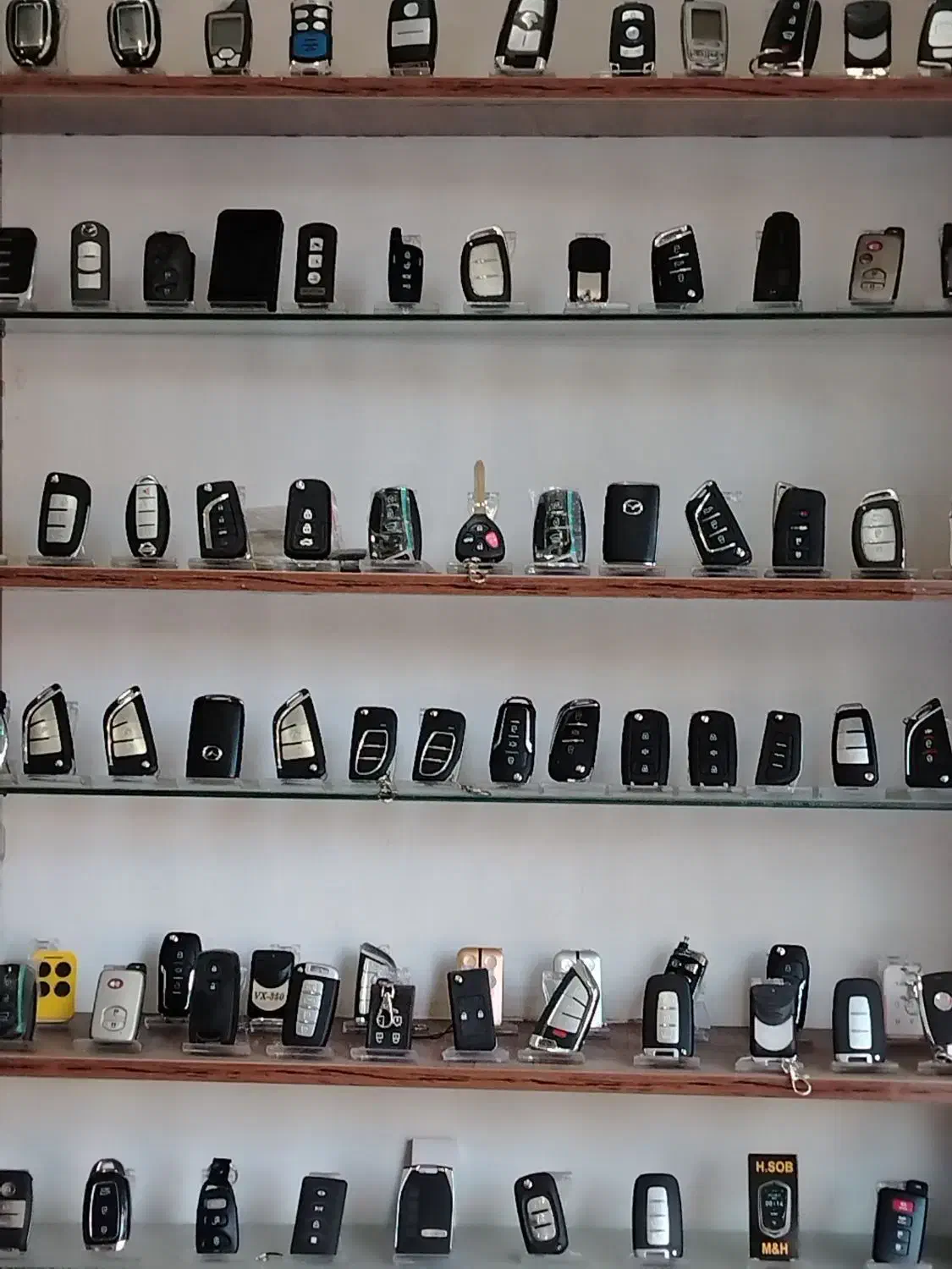 همکار جهت قفل و کلید ماشین و خانه|استخدام صنعتی، فنی، مهندسی|نیشابور, شهید جعفری|دیوار