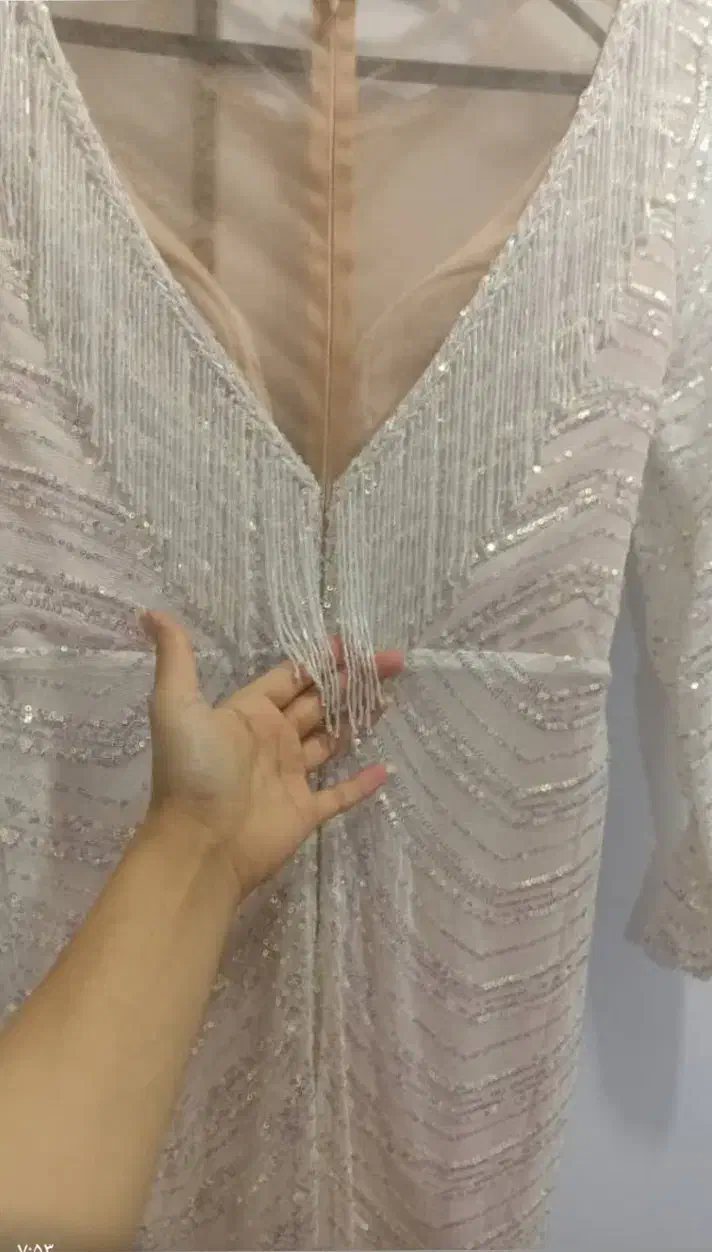 لباس مجلسی|لباس|قدس, شهرقدس|دیوار