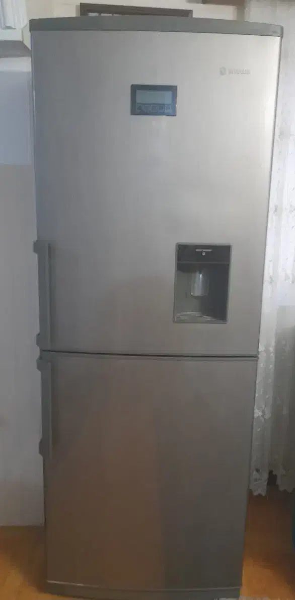 یخچال اسنوا سالم وتمیز|یخچال و فریزر|صومعهسرا, |دیوار