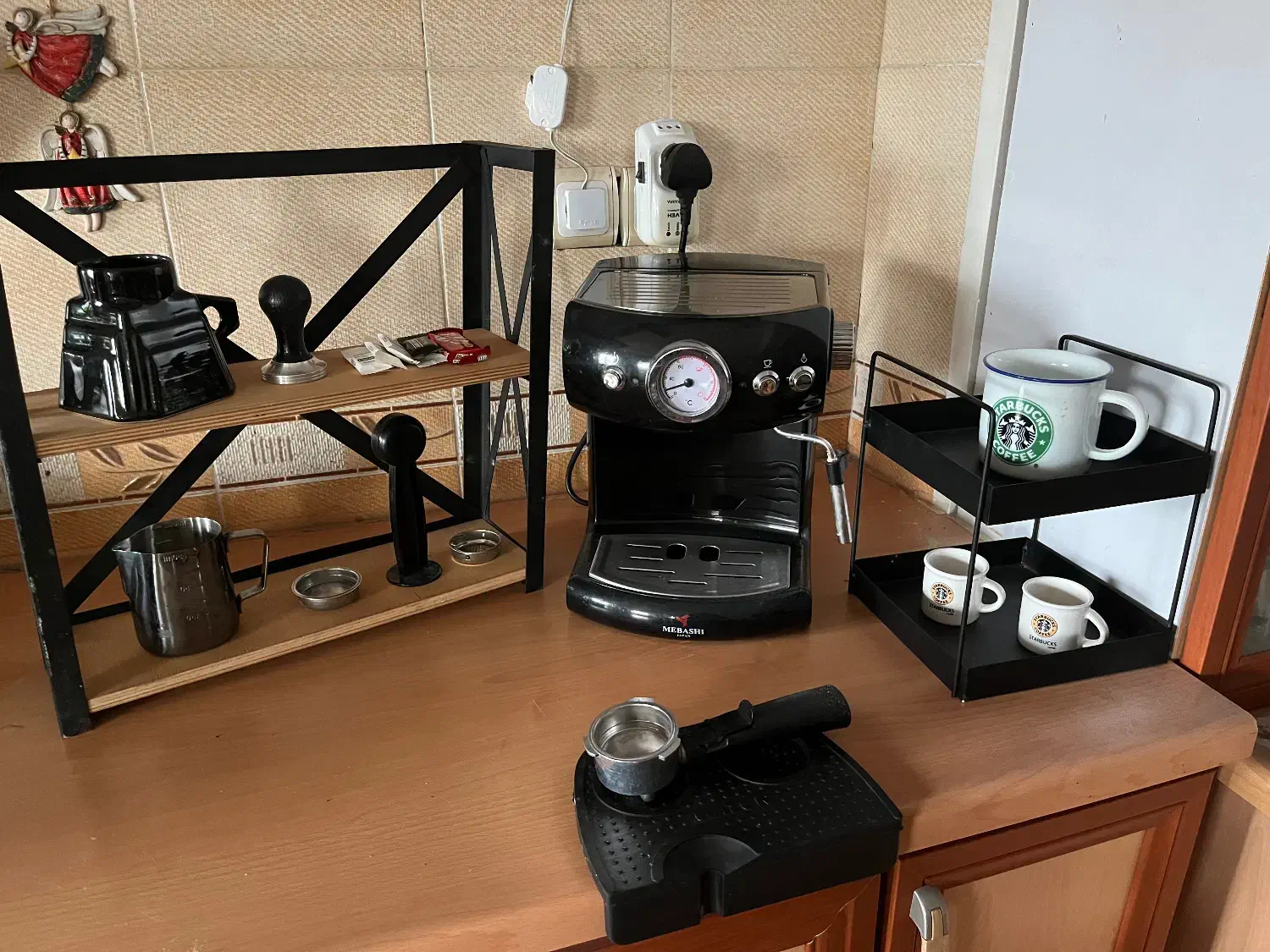 کاپو چینو و قهوه ساز|سماور، چای‌ساز، قهوه‌ساز|لاهیجان, لیالستان|دیوار