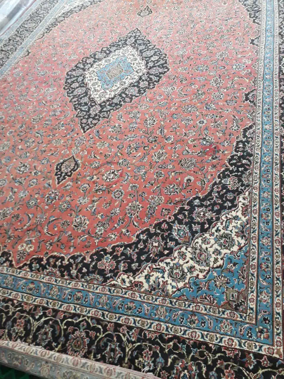 فرش کار کرده۱۲متری|فرش|لنجان, |دیوار