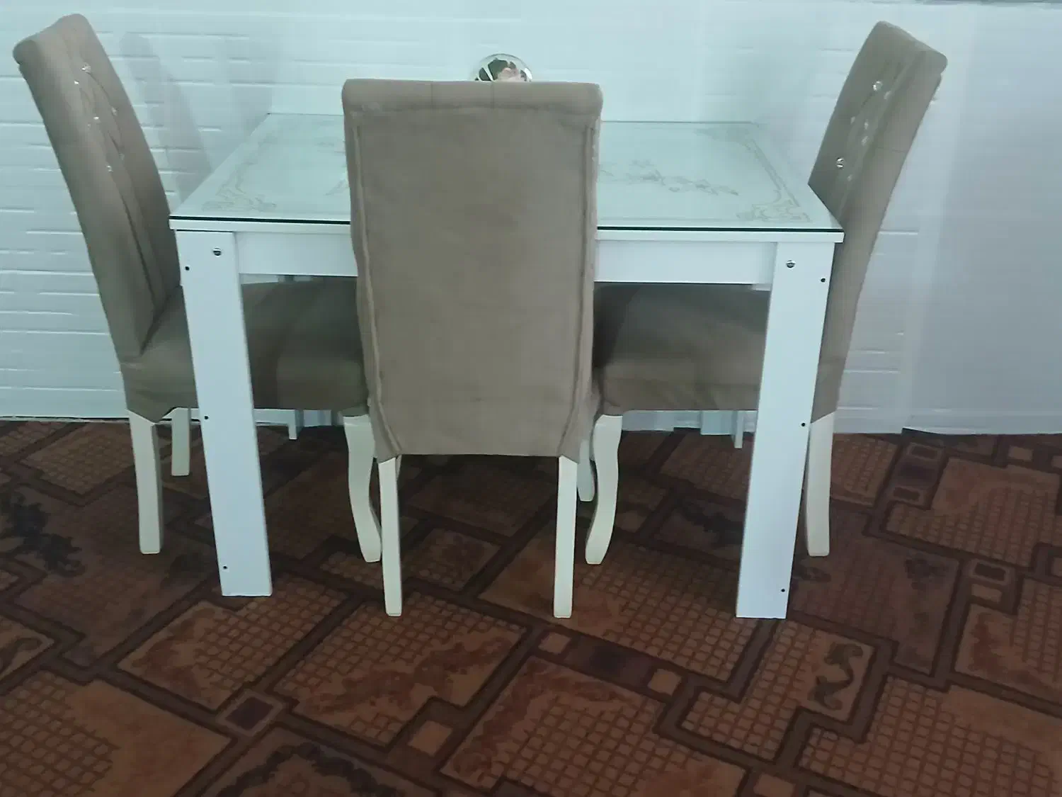 وسیله|میز و صندلی غذاخوری|ایجرود, |دیوار