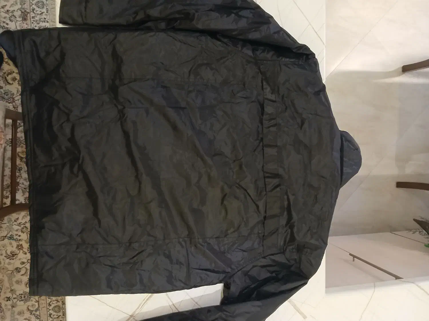 بادگیر|لباس|کرج, گلشهر|دیوار