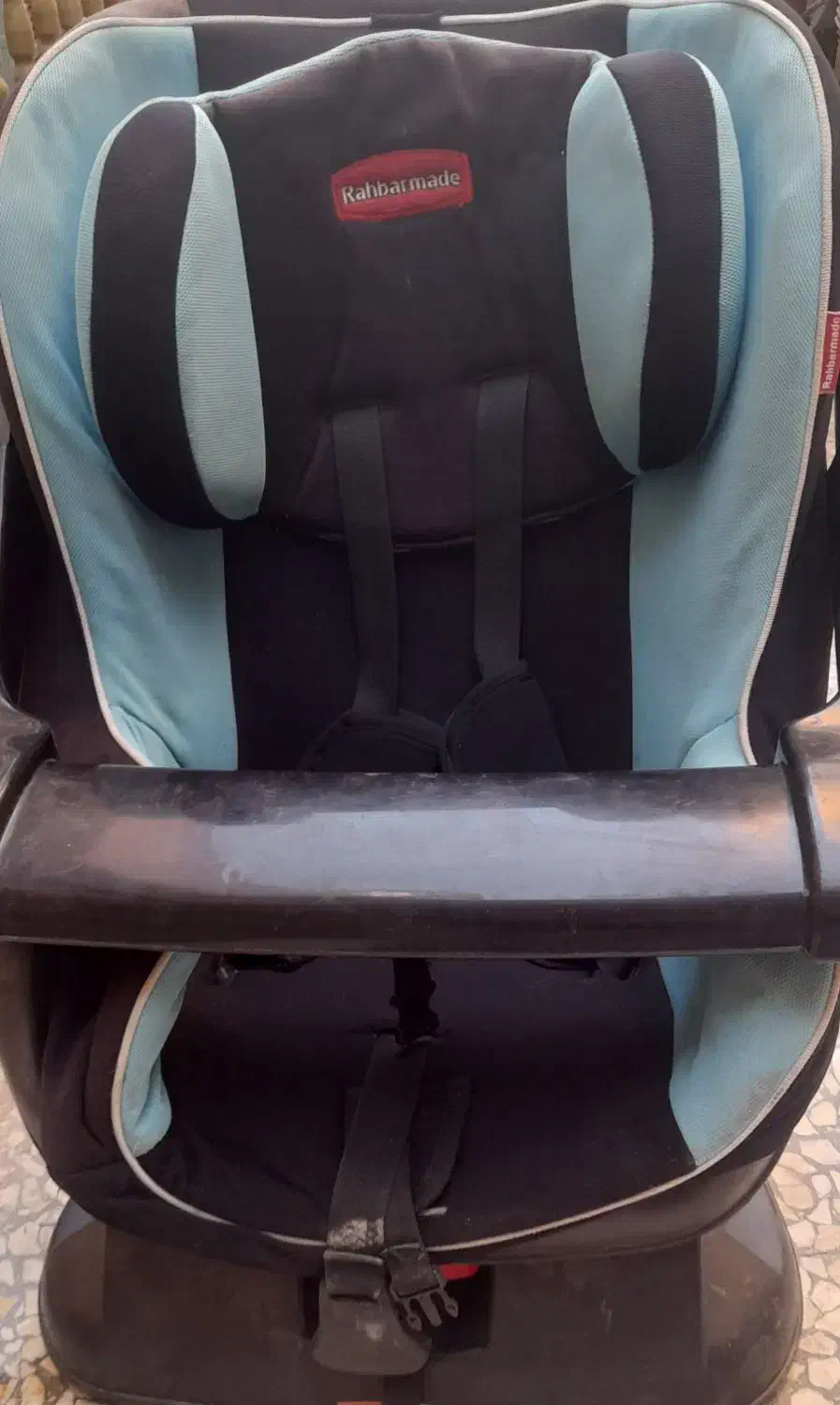 صندلی ماشین کودک|تخت و صندلی بچه|کاشان, کشاورز|دیوار